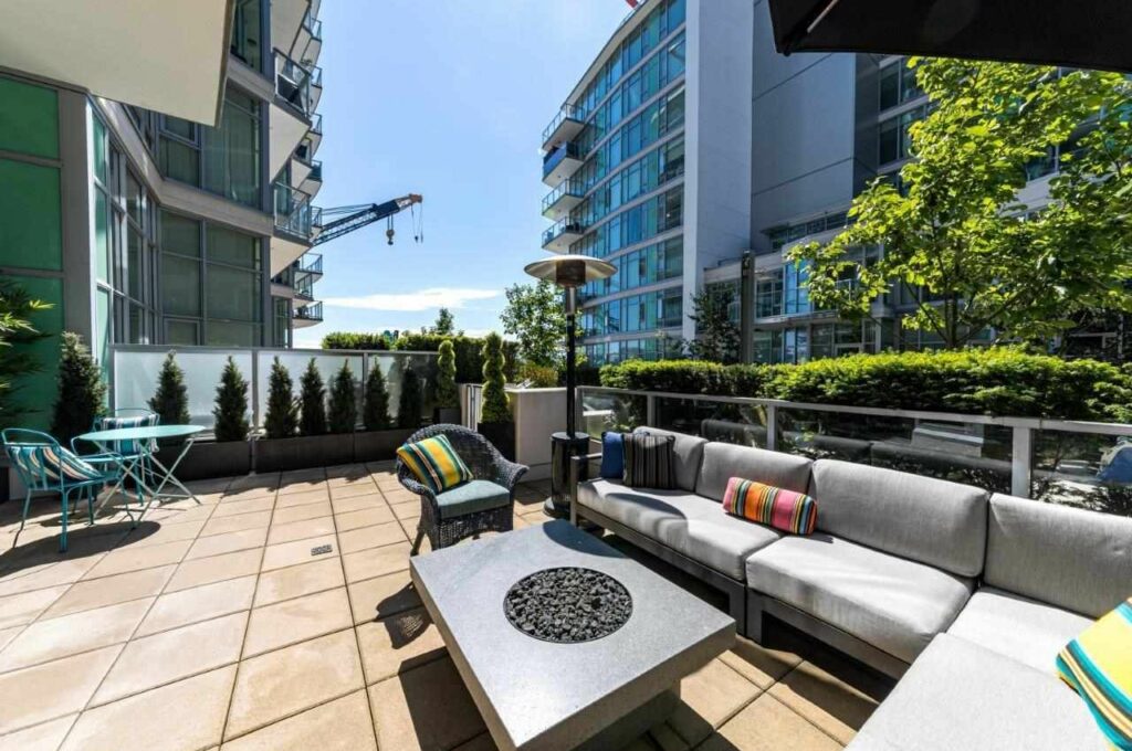 Lower Lonsdale Condo