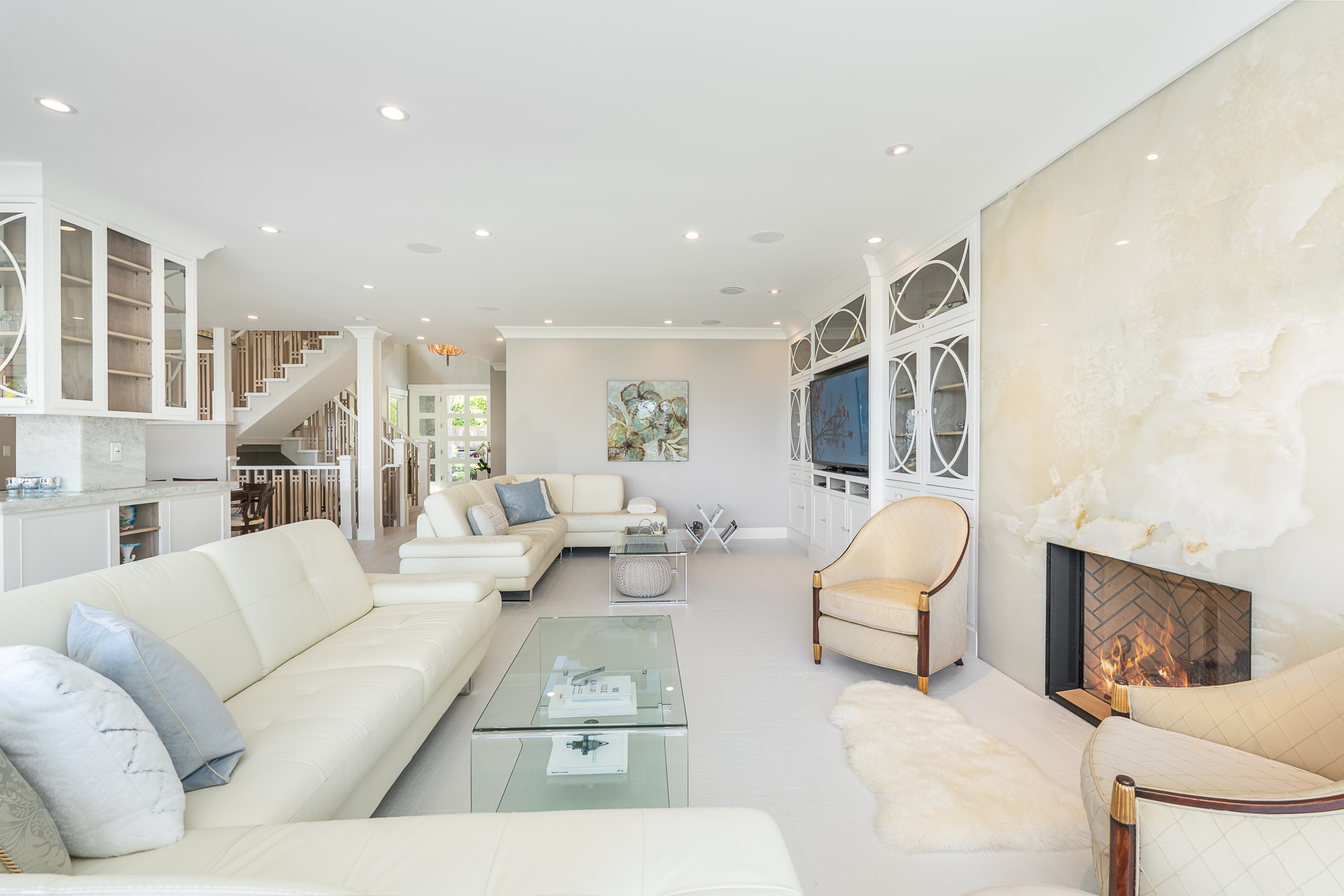 4710 Piccadilly South