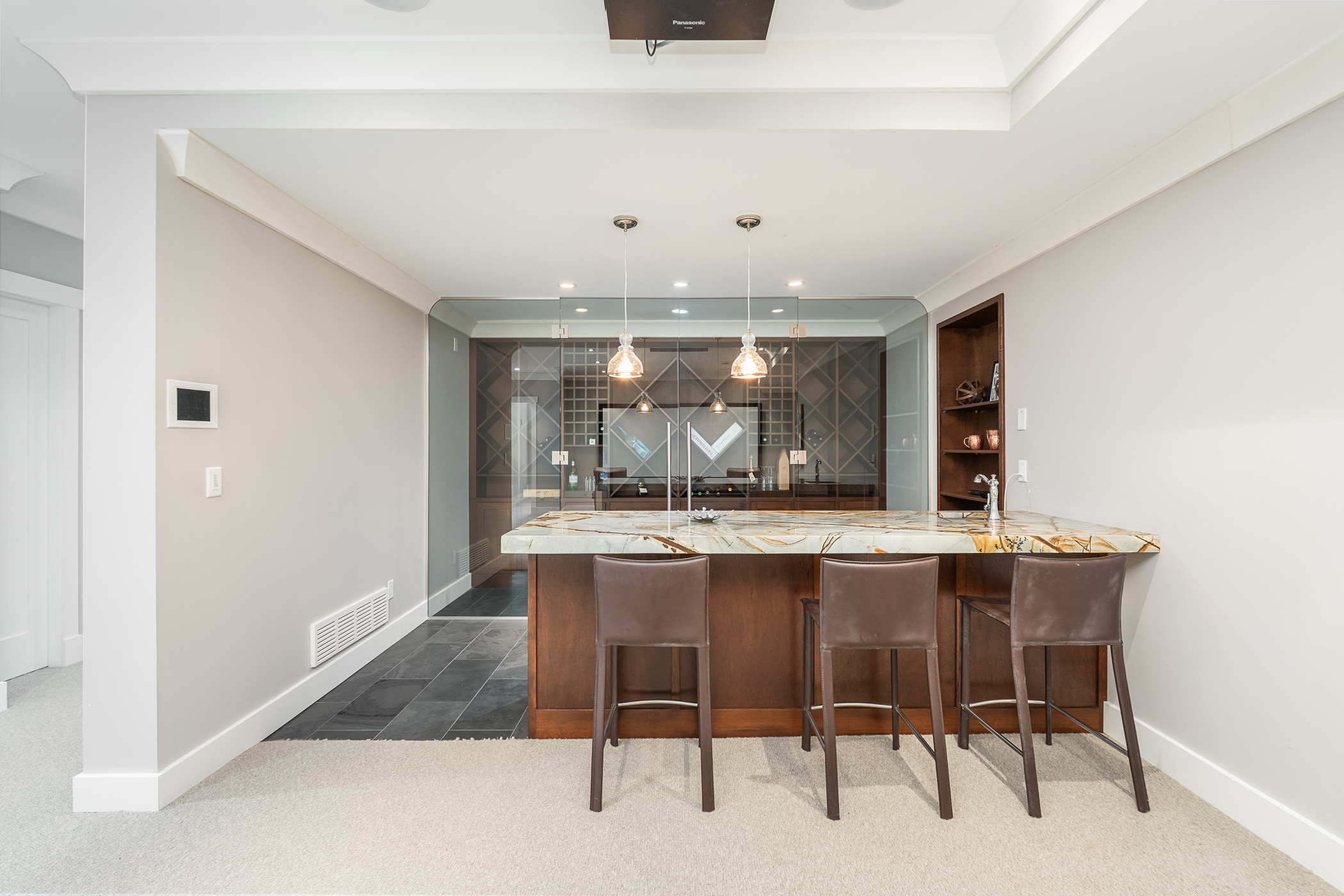 4710 Piccadilly South
