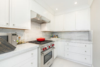 4710 Piccadilly South