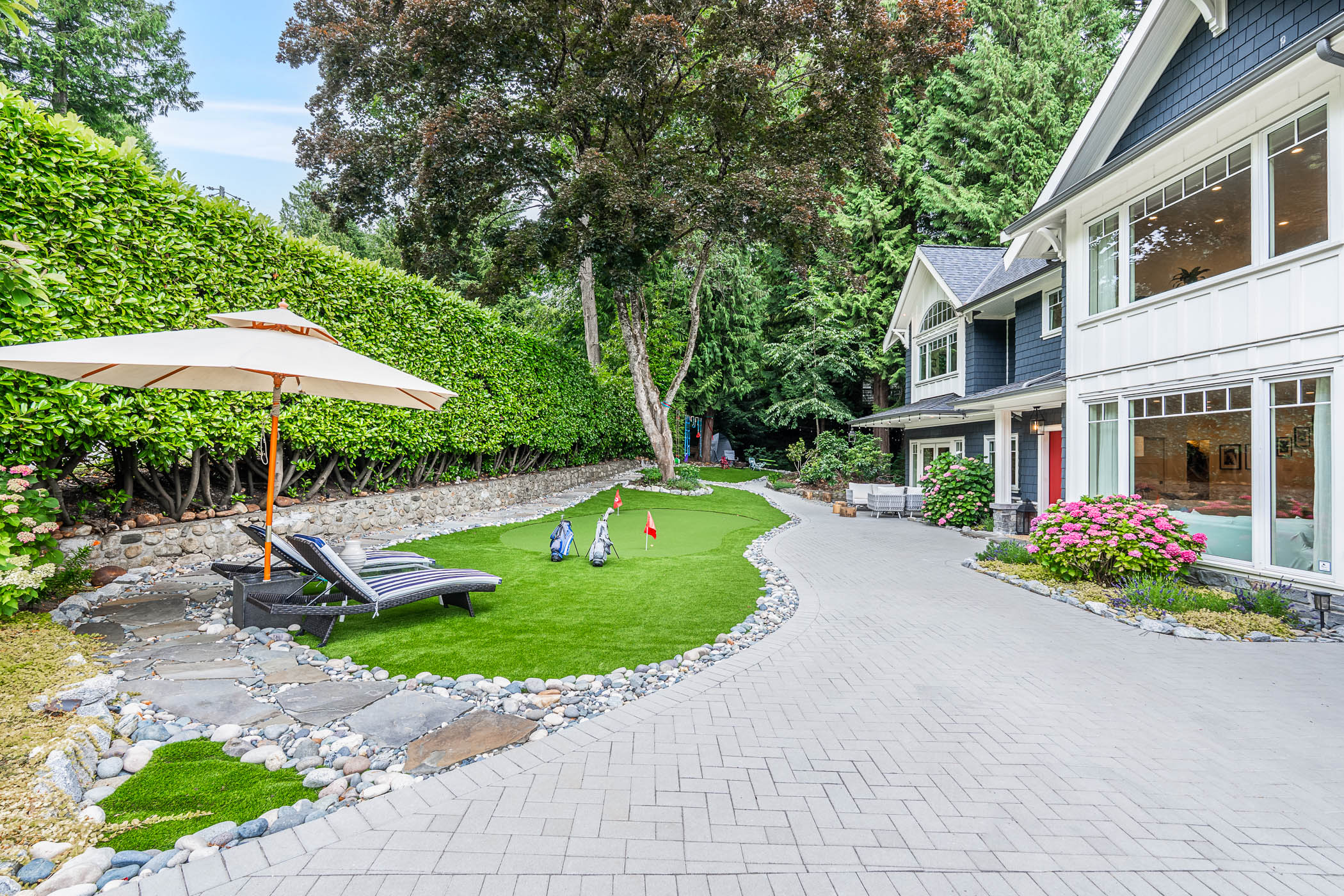 4710 Caulfeild Drive