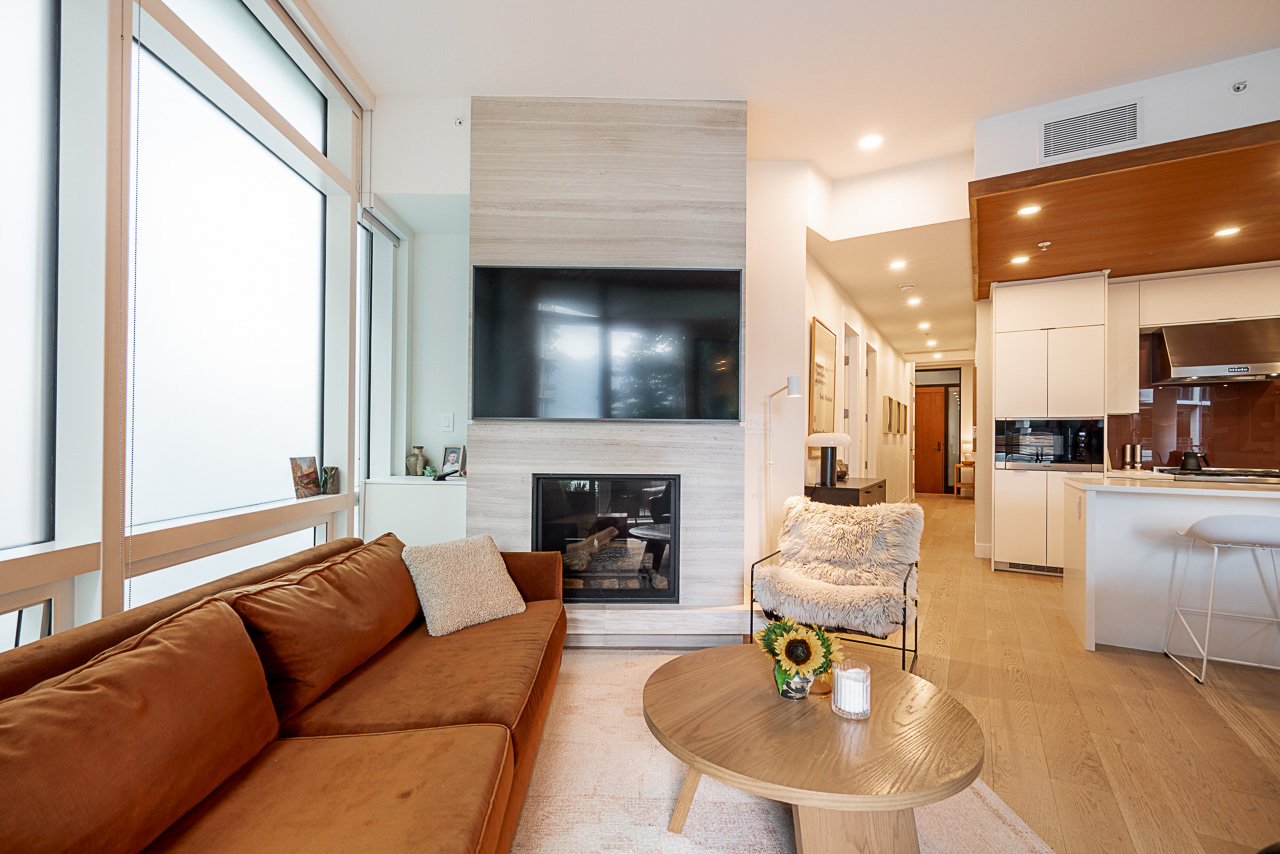 #401 – 6699 Nelson Avenue