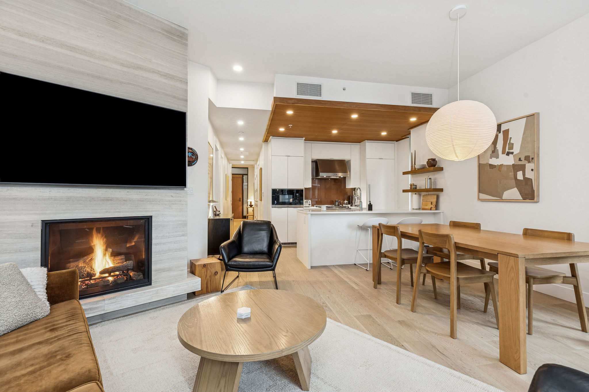 #401 – 6699 Nelson Avenue