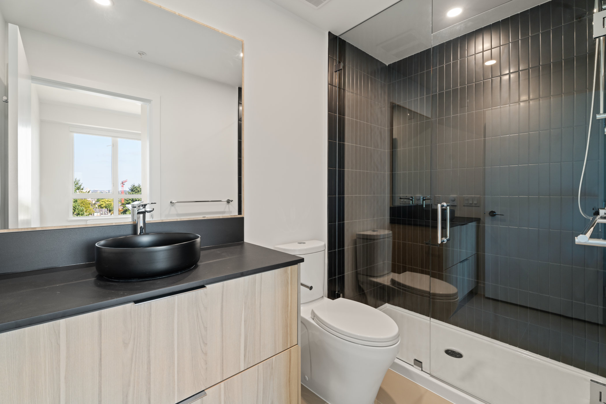 #603 – 2450 Garden Drive