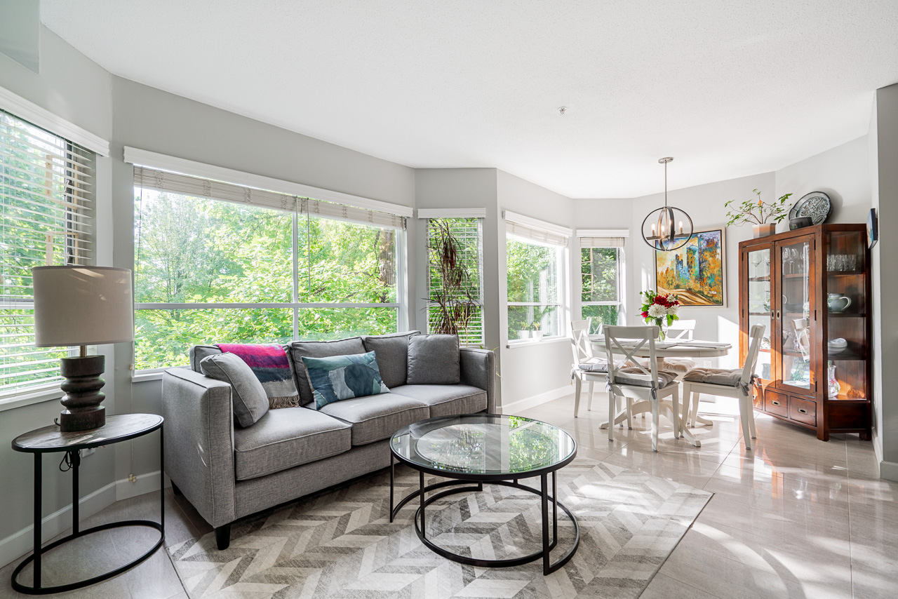 #304 – 3670 Banff Court