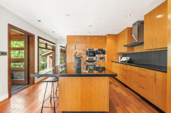 1325 25th Street