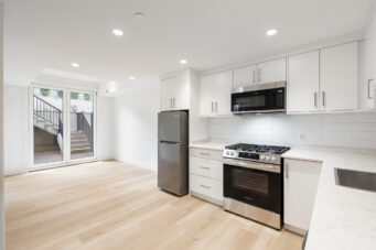 6458 Bruce Street