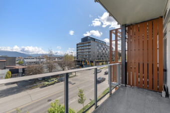 #417 – 256 E. 2nd Avenue