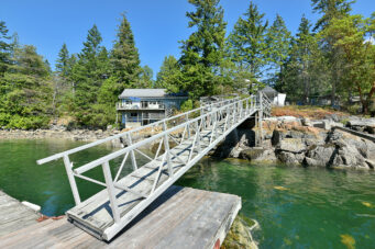 4776 Francis Peninsula Road