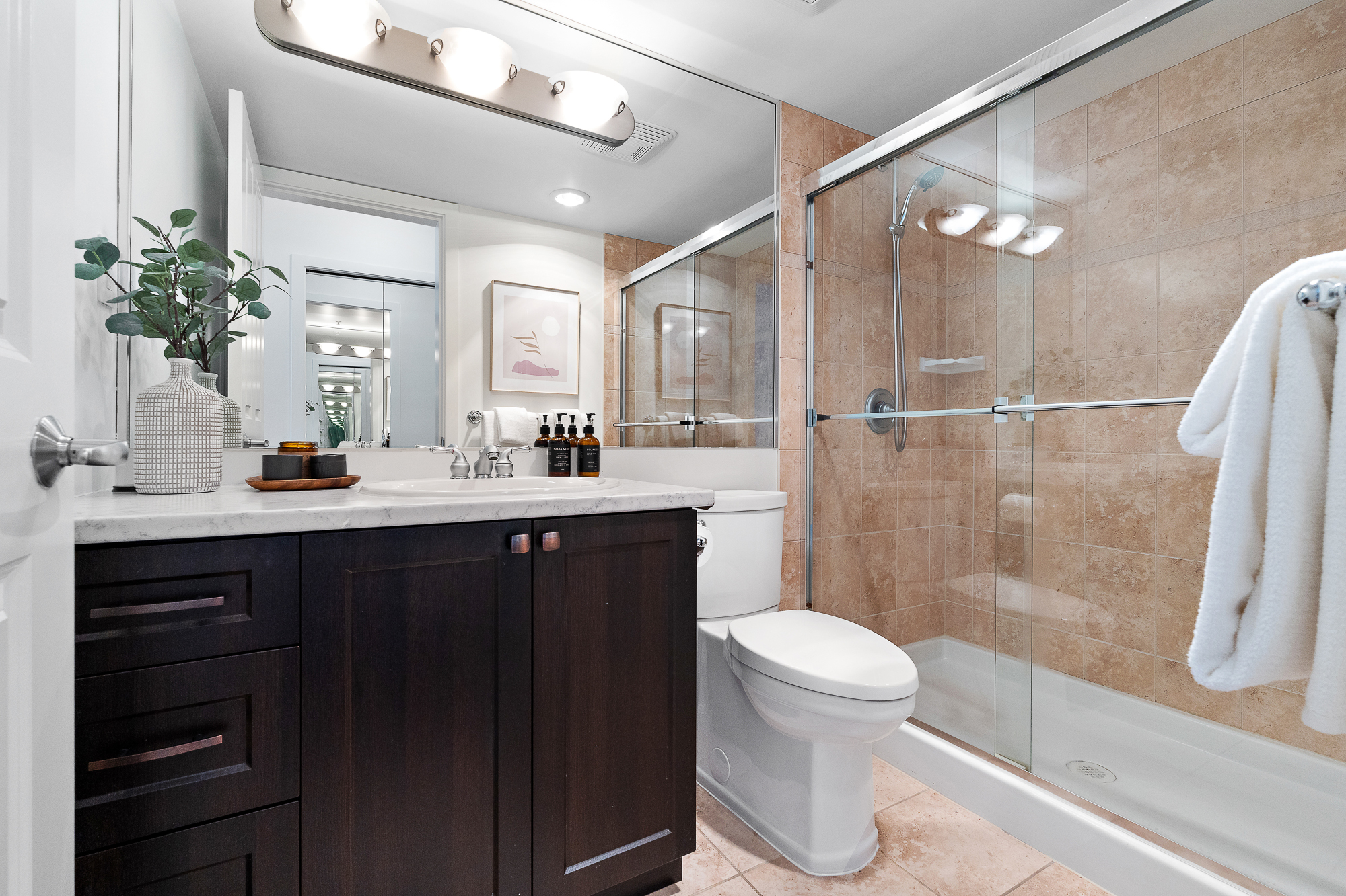 #1805 - 235 Guildford Way