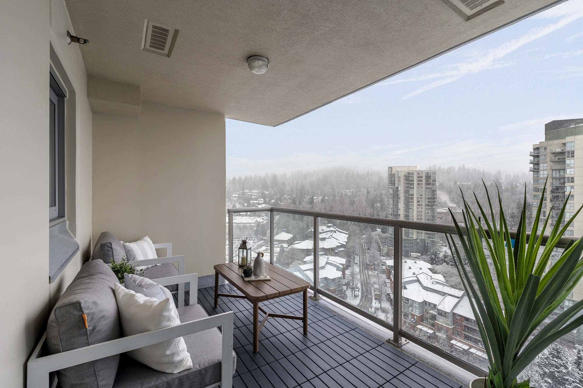 #1805 - 235 Guildford Way
