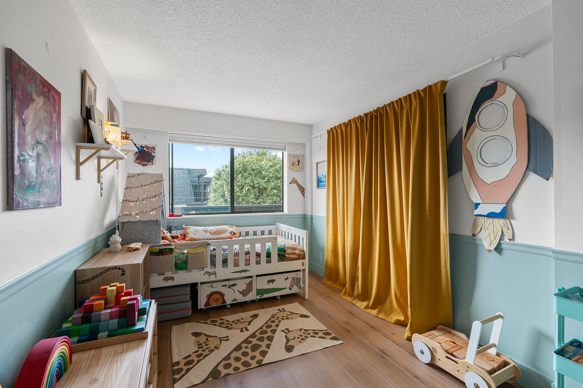 #105 - 175 E 5th Street