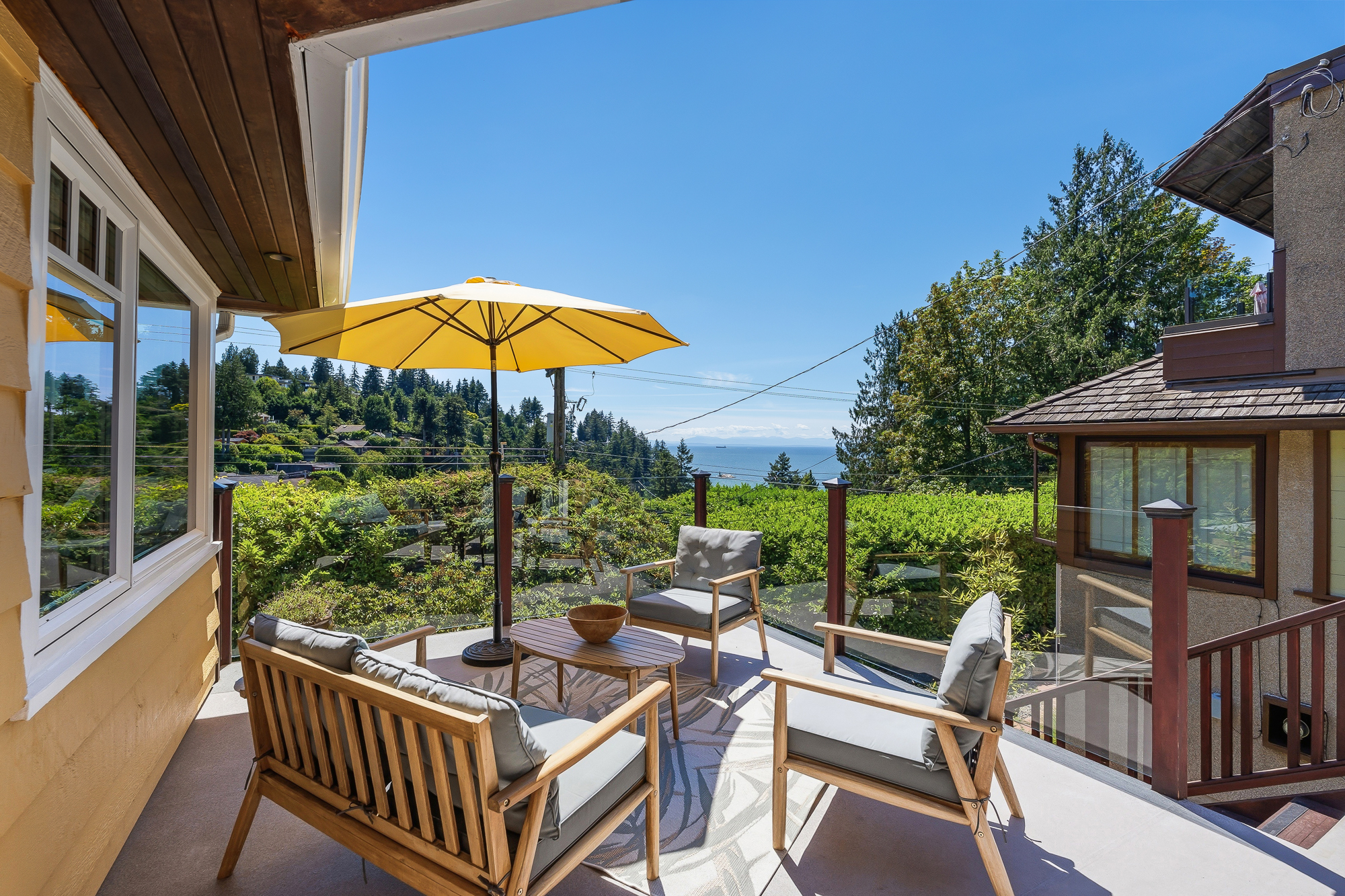6577 Marine Drive