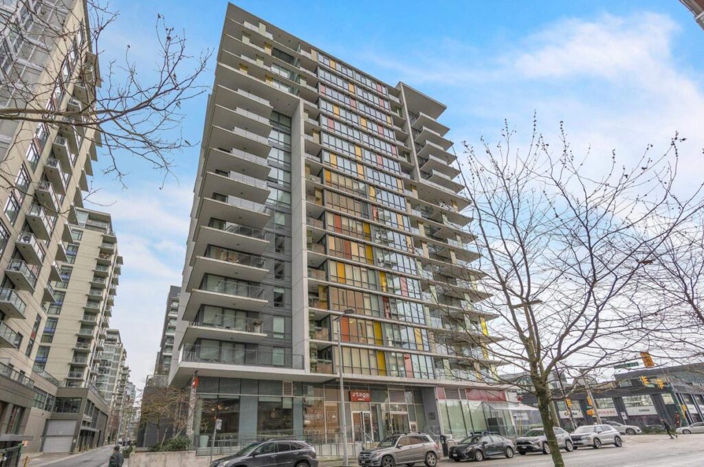 #1405 -1788 Columbia Street