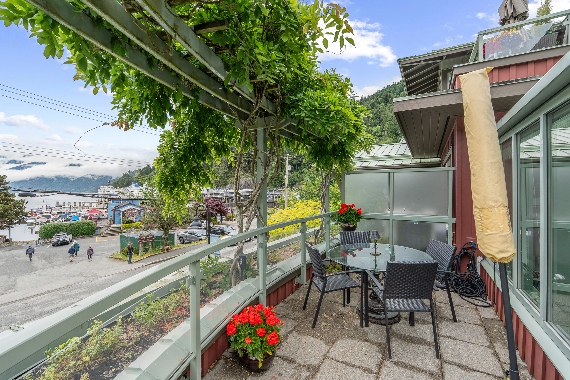 #205 - 6688 Royal Avenue