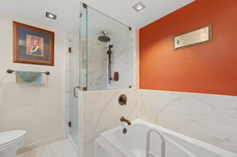 #503 - 2203 Bellevue Avenue