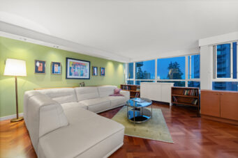 #503 - 2203 Bellevue Avenue