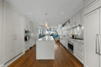 #2 – 5402 West Vista Court