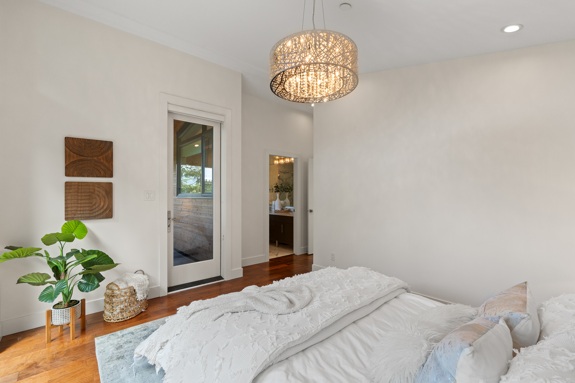 6528 Marine Drive