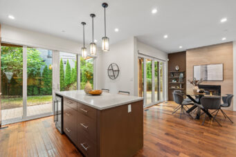 6528 Marine Drive