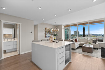 #1406 - 118 Carrie Cates Court