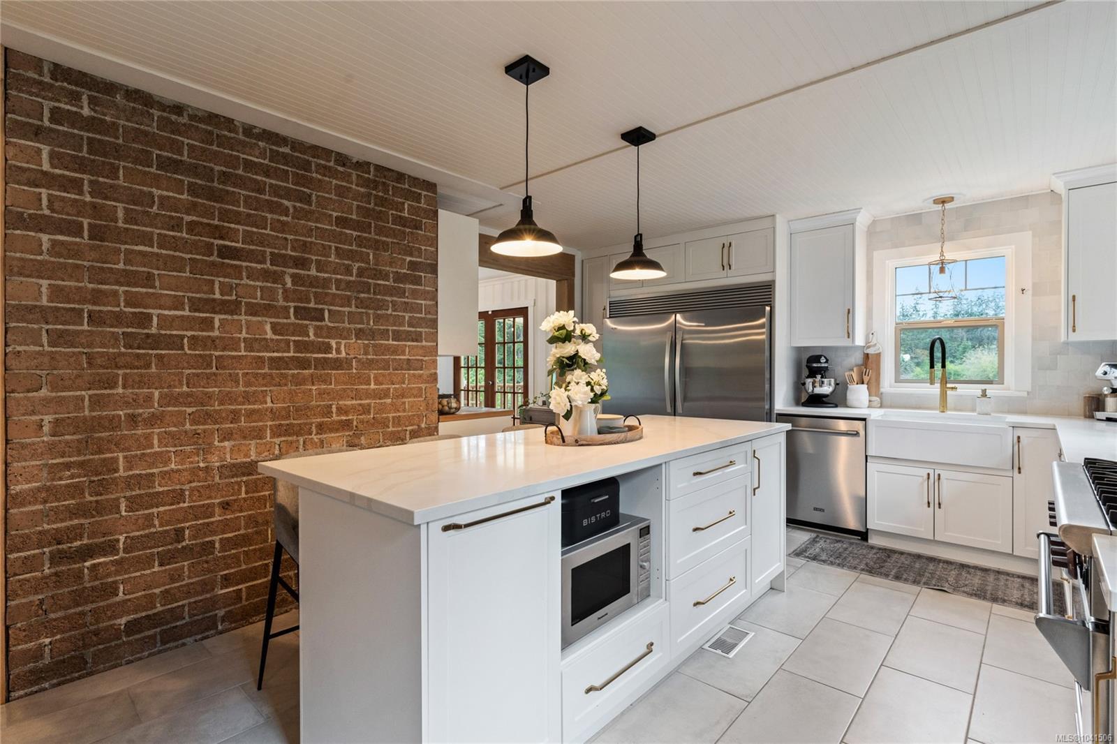 9233 Chemainus Road
