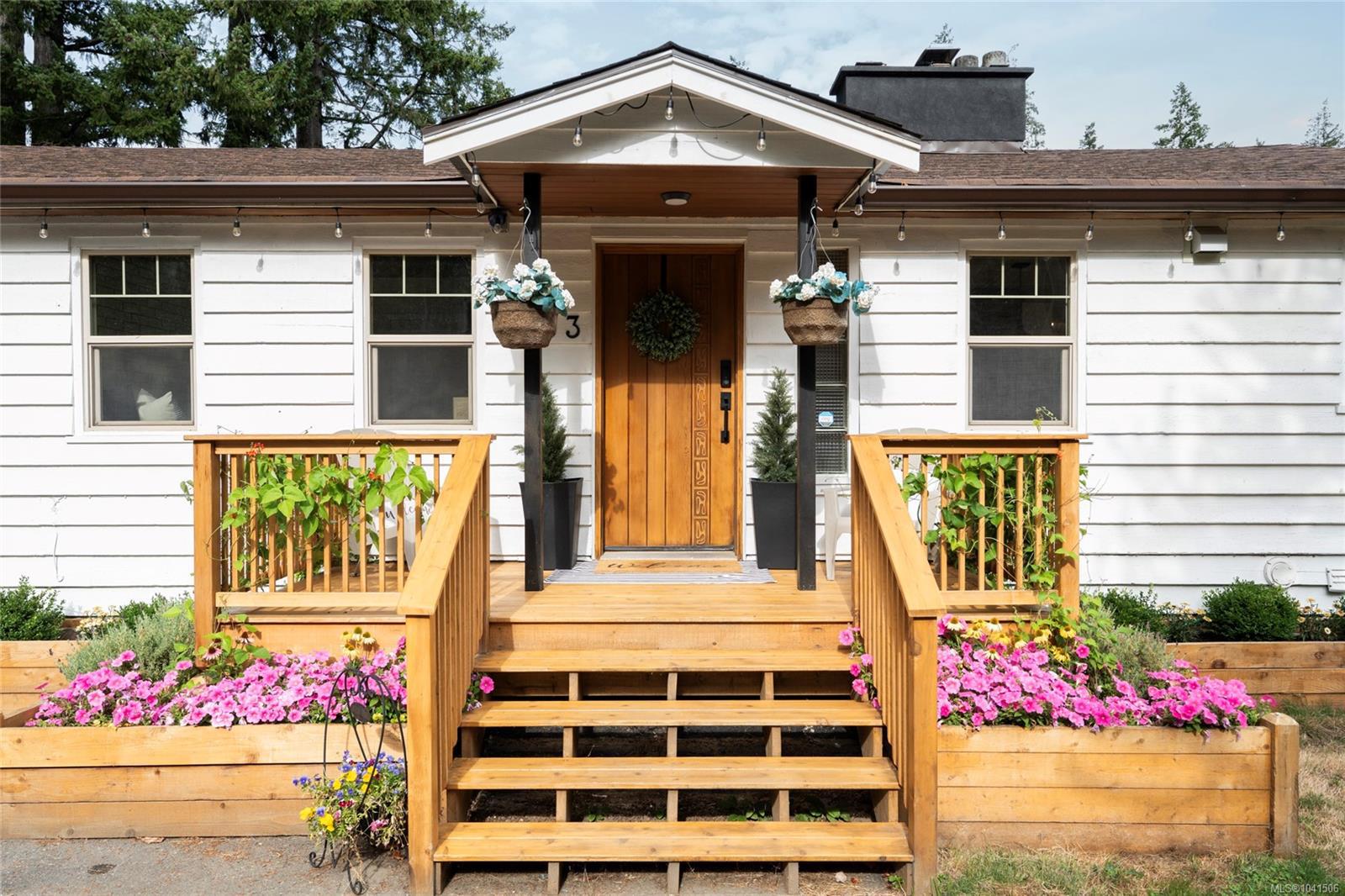 9233 Chemainus Road