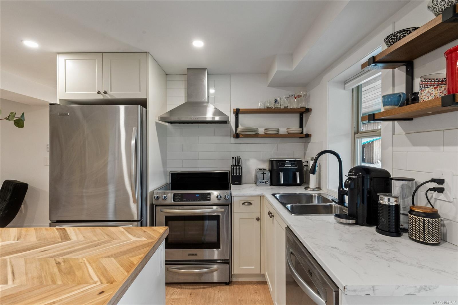 9233 Chemainus Road